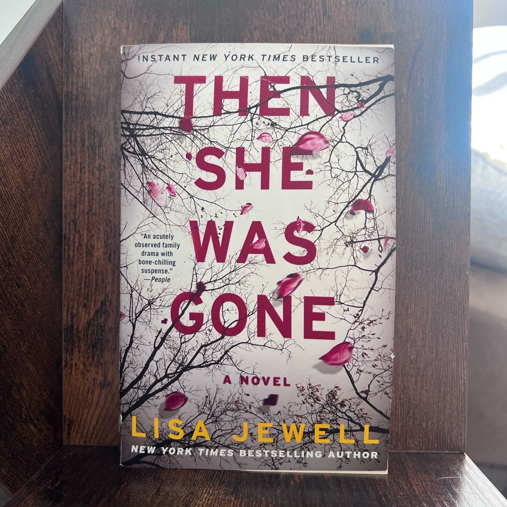 The She Was Gone by Lisa Jewell